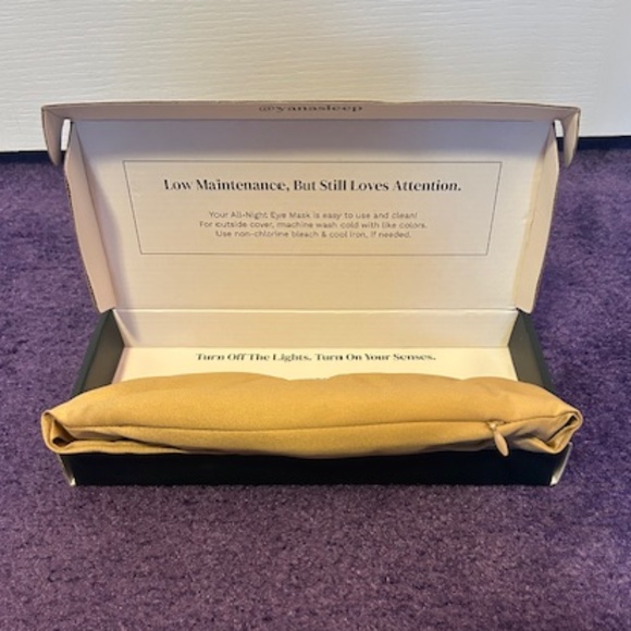 Yana Sleep Mask - NEW in box - Picture 3 of 7